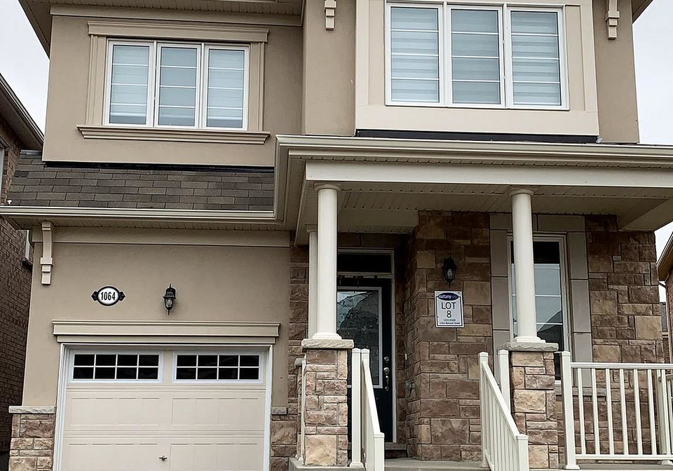 1064-belcourt-street-pickering-ontario-e13695336