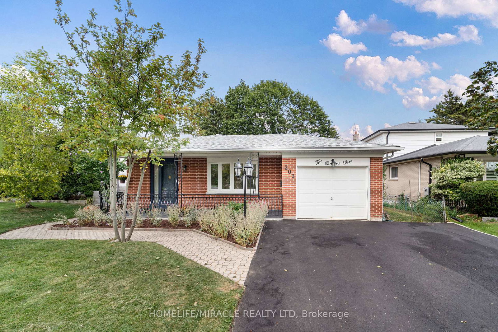 203-centennial-road-toronto-scarborough-ontario-e13695458