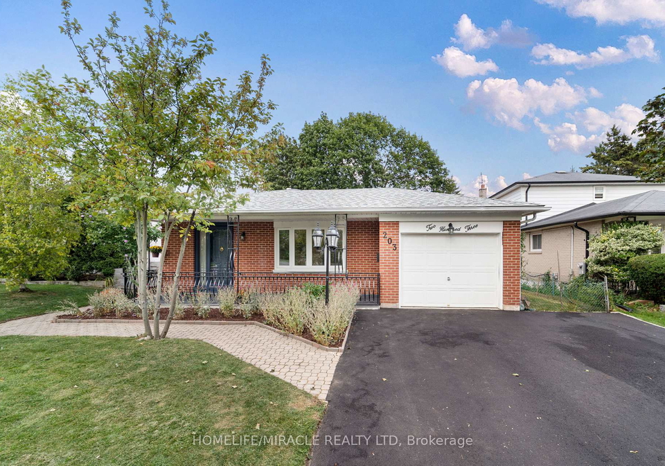 203-centennial-road-toronto-scarborough-ontario-e13695458