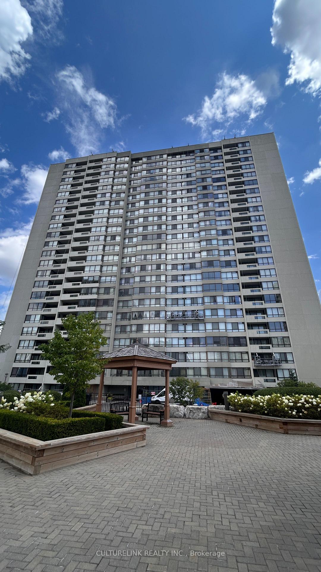 255-bamburgh-circle-toronto-scarborough-ontario-e13695558