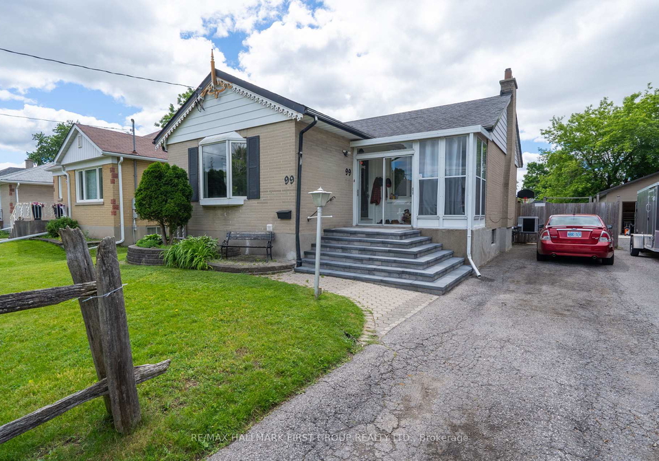99-pontiac-avenue-oshawa-ontario-e13695952
