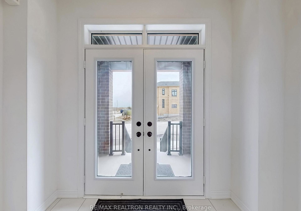 1260-talisman-manor-pickering-ontario-e13696236