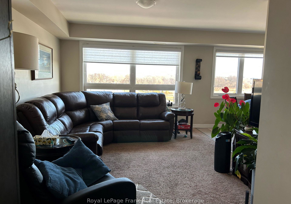 1418-simcoe-street-s-oshawa-ontario-e13696288
