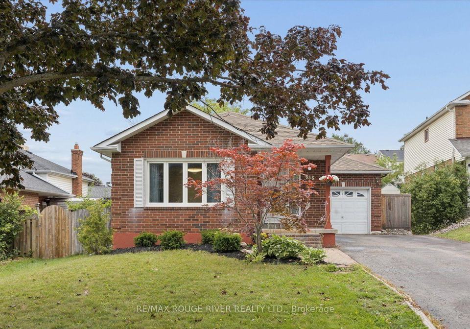 856-meadowhill-court-oshawa-ontario-e13696324