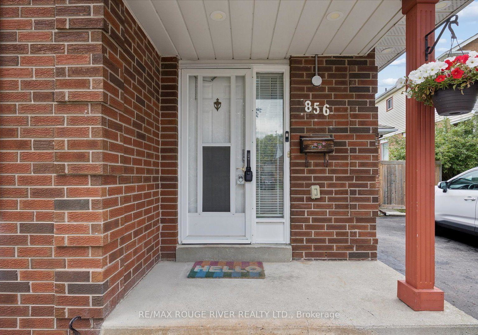 856-meadowhill-court-oshawa-ontario-e13696324