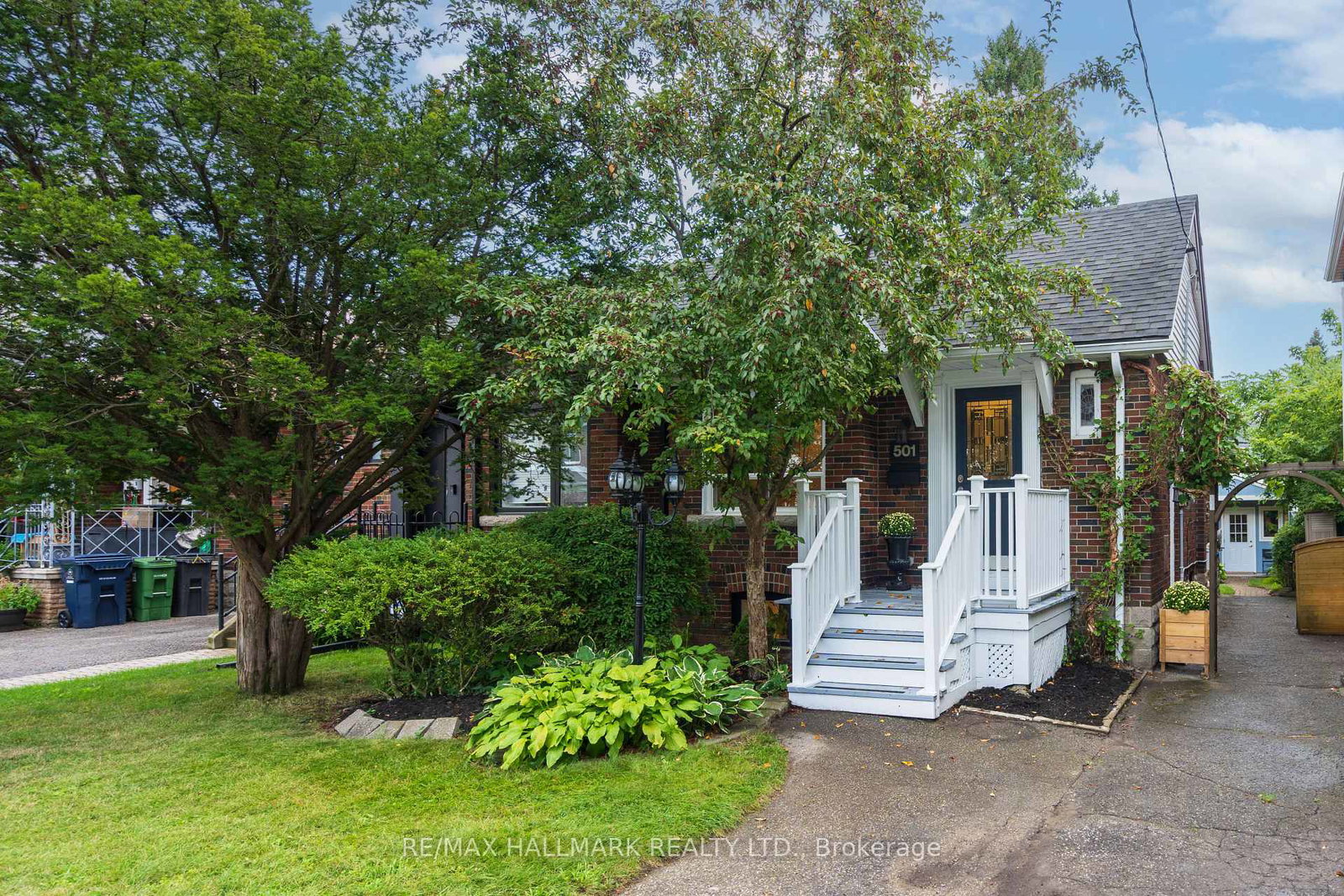 501-sammon-avenue-toronto-east-york-ontario-e13696372