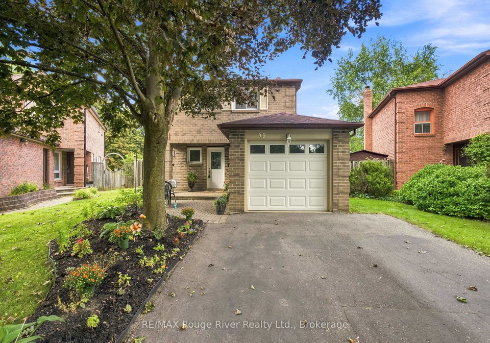 49-fisher-crescent-ajax-ontario-e13696574