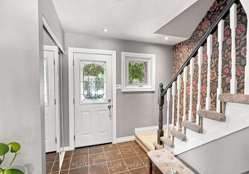 49-fisher-crescent-ajax-ontario-e13696574