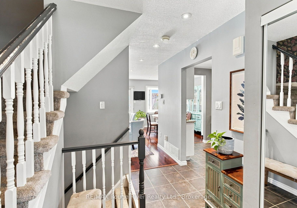 49-fisher-crescent-ajax-ontario-e13696574