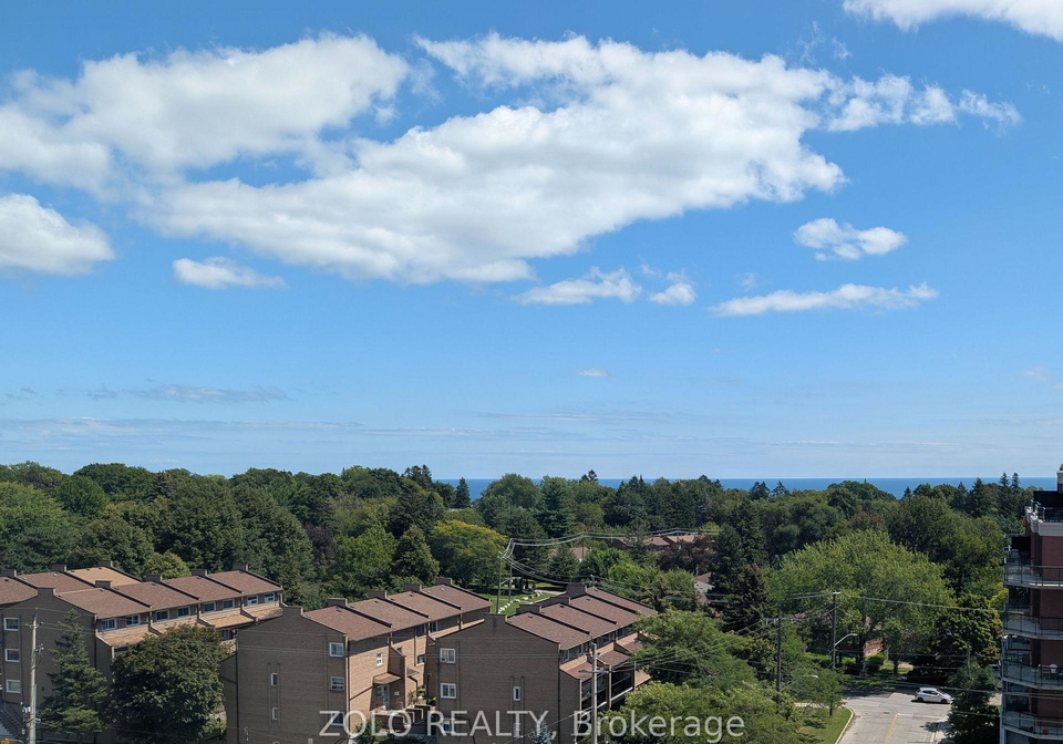 3233-eglinton-avenue-e-toronto-scarborough-ontario-e13696872