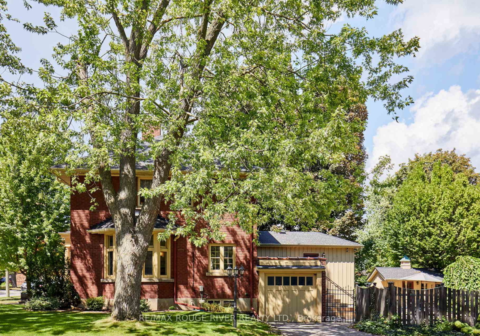 513-centre-street-s-whitby-ontario-e13697448