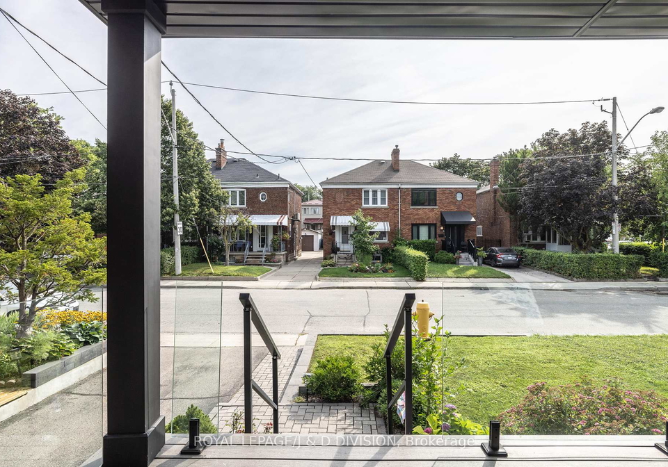 6-lankin-boulevard-toronto-east-york-ontario-e13697940