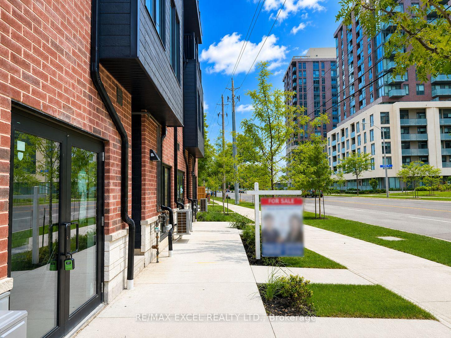3069-pharmacy-avenue-toronto-scarborough-ontario-e13698020