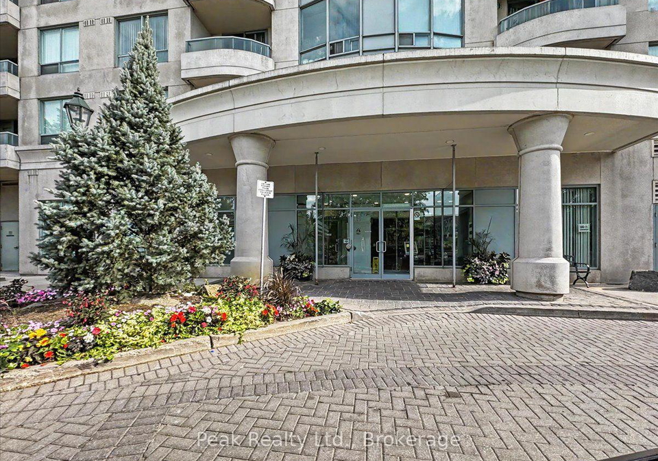 61-town-centre-court-toronto-scarborough-ontario-e13698186