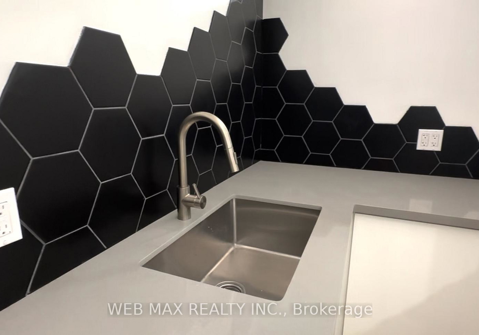 173-milverton-boulevard-toronto-east-york-ontario-e13698426