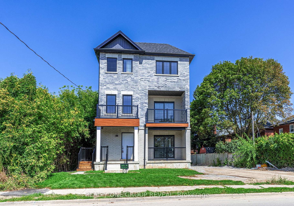 24-queen-street-clarington-ontario-e13698524