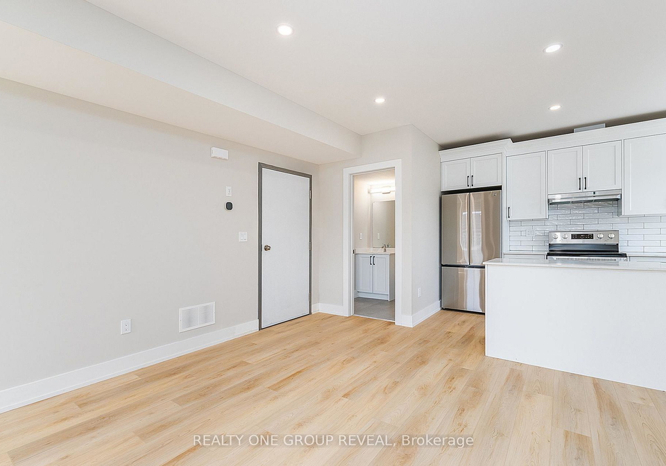 24-queen-street-clarington-ontario-e13698528