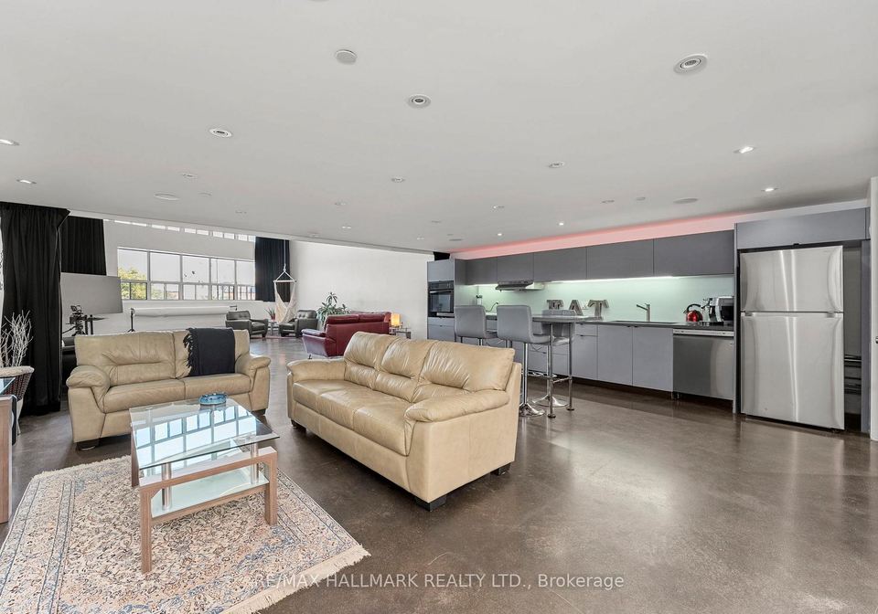 1173-dundas-street-e-toronto-toronto-ontario-e13699236