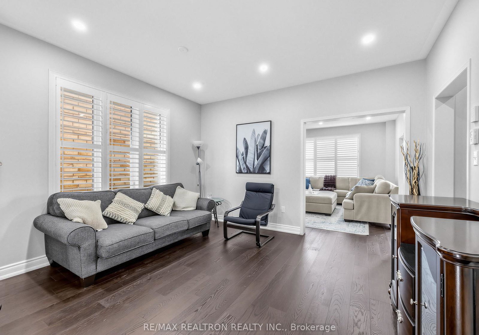 2571-kentucky-derby-way-oshawa-ontario-e13699412