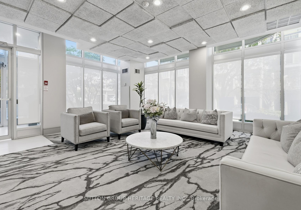 25-cumberland-lane-ajax-ontario-e13699530
