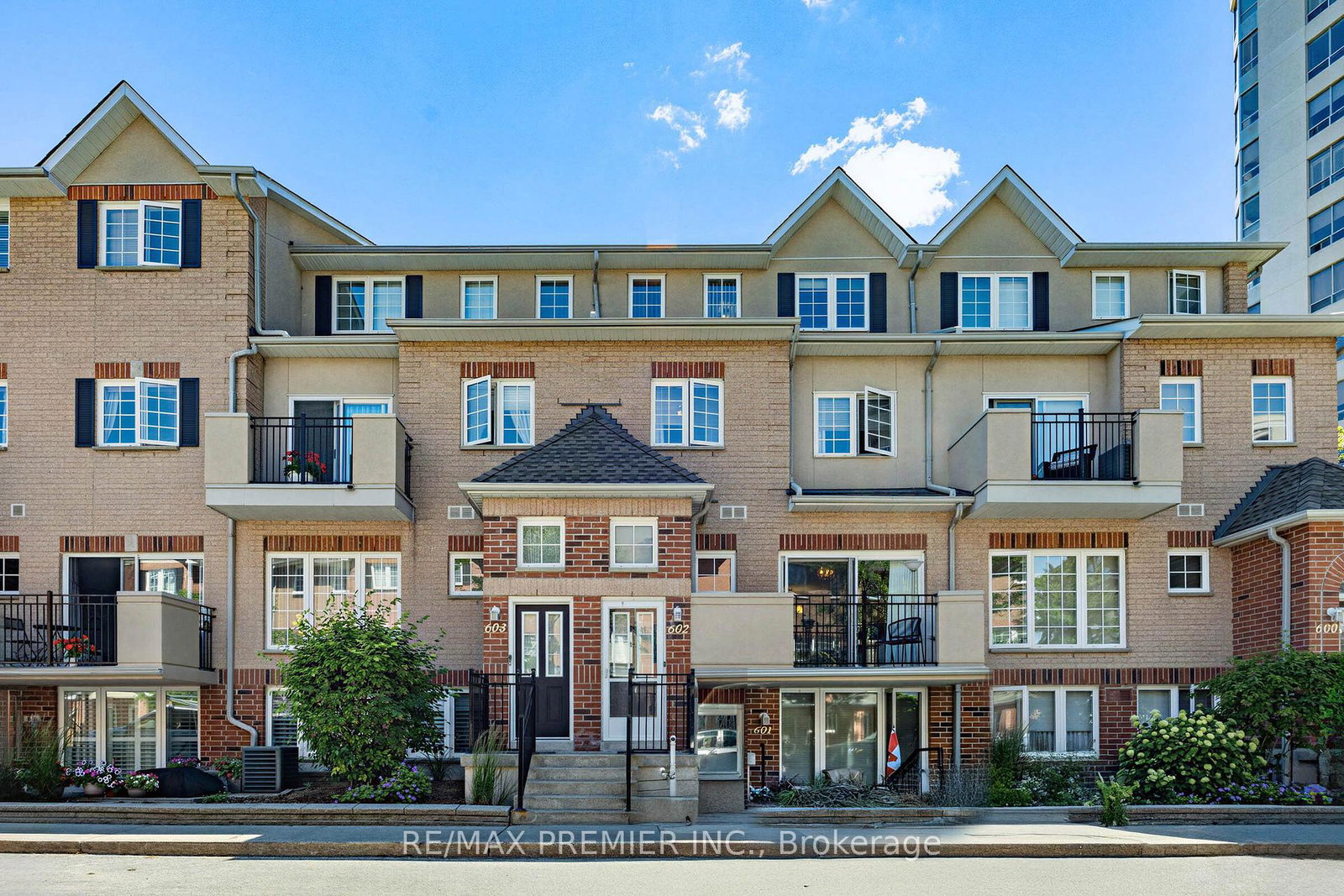 1400-the-esplanade-n-pickering-ontario-e13699796