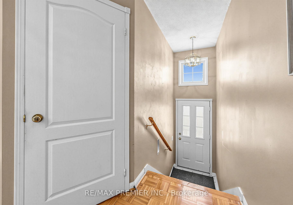 1400-the-esplanade-n-pickering-ontario-e13699796