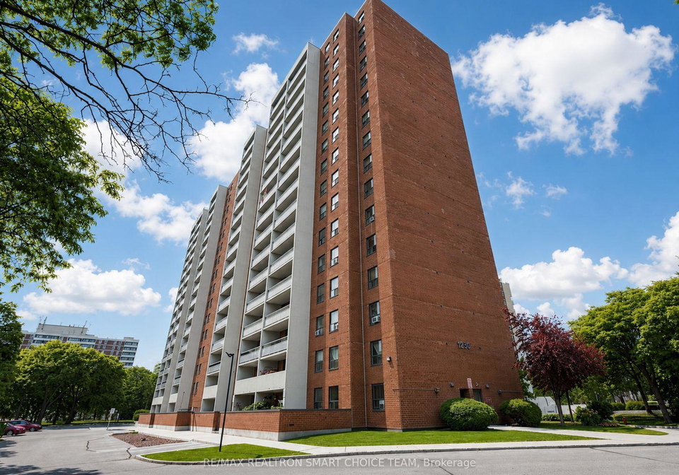 1250-bridletowne-circle-toronto-scarborough-ontario-e13699986