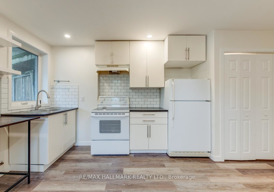 233-kingston-road-toronto-toronto-ontario-e13700696