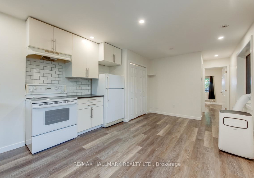 233-kingston-road-toronto-toronto-ontario-e13700696