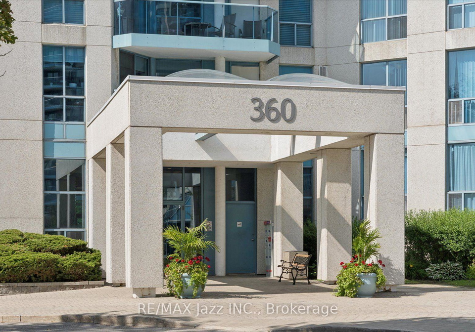 360-watson-street-w-whitby-ontario-e13701020