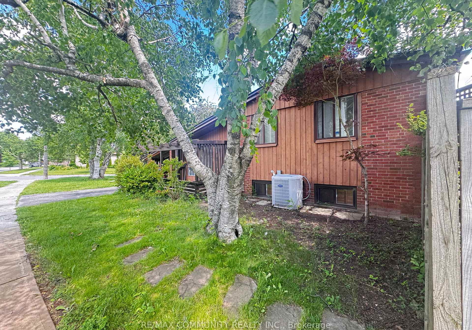 36-benprice-court-toronto-scarborough-ontario-e13701676