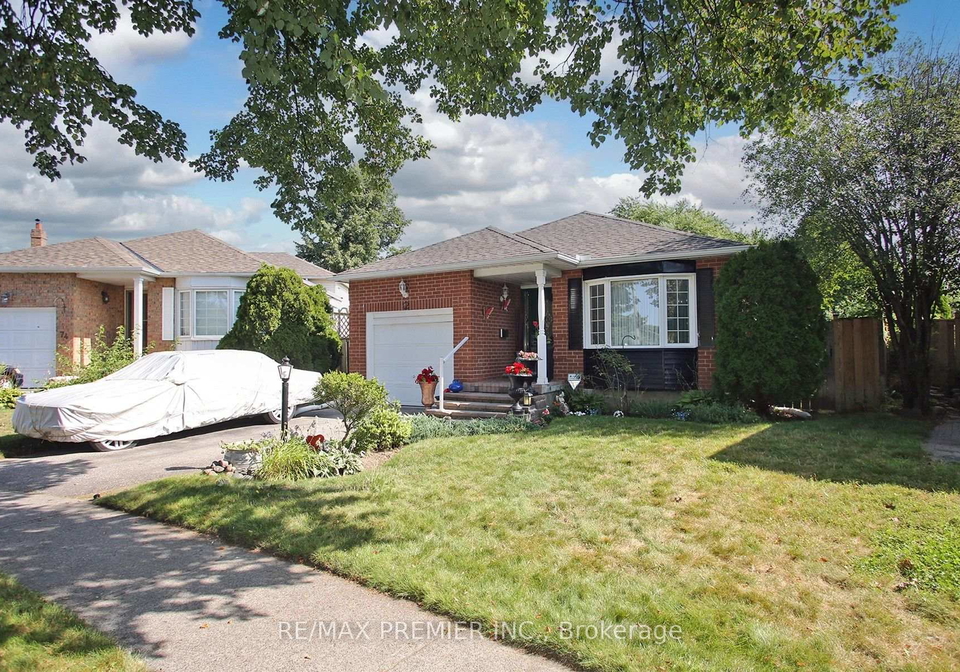 72-homefield-square-clarington-ontario-e13702168