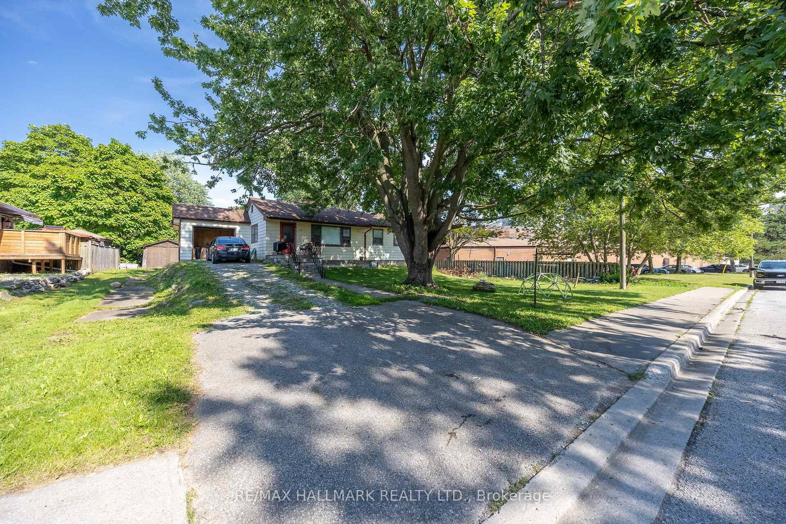 1911-glenview-road-pickering-ontario-e13702262