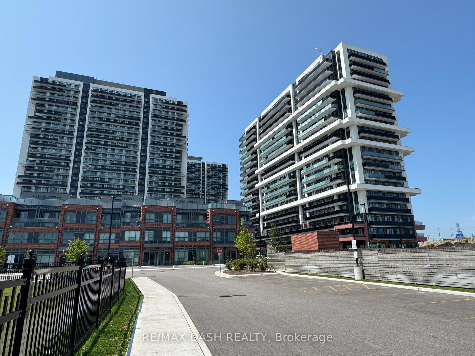 2545-simcoe-street-n-oshawa-ontario-e13702592