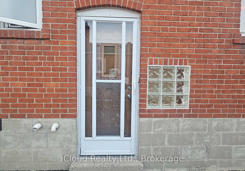 32-frey-crescent-toronto-scarborough-ontario-e13702890