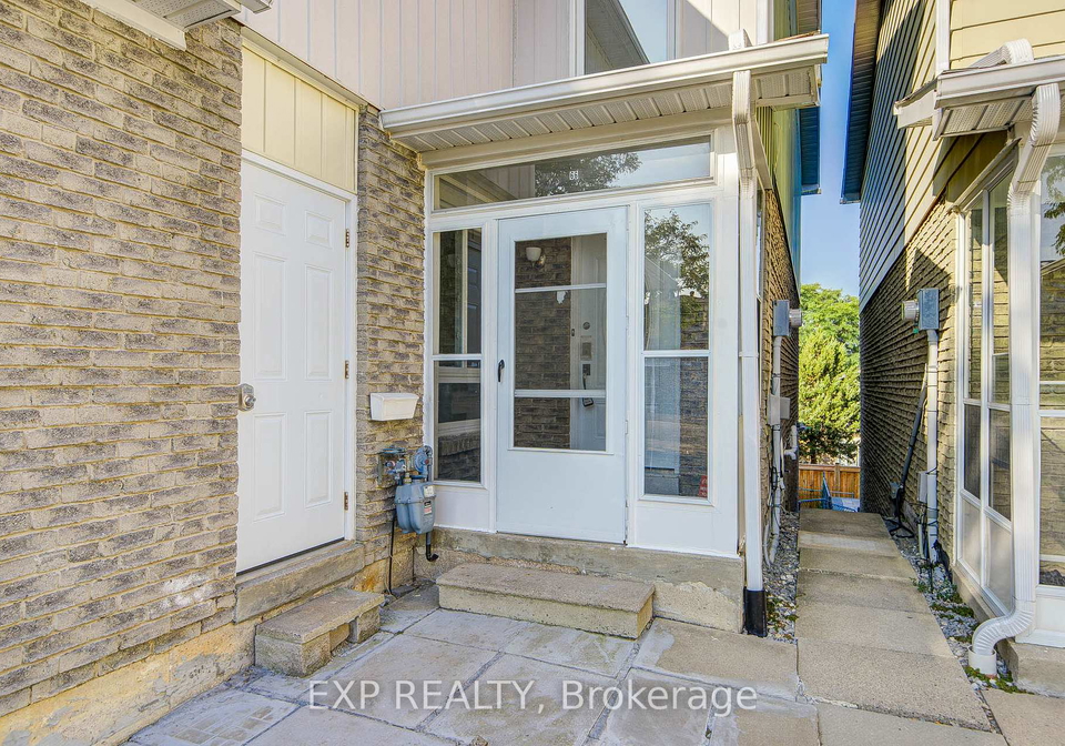 66-kenhatch-boulevard-toronto-scarborough-ontario-e13703098