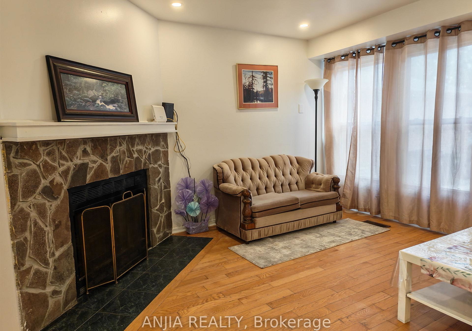 5-muirlands-drive-toronto-scarborough-ontario-e13703336