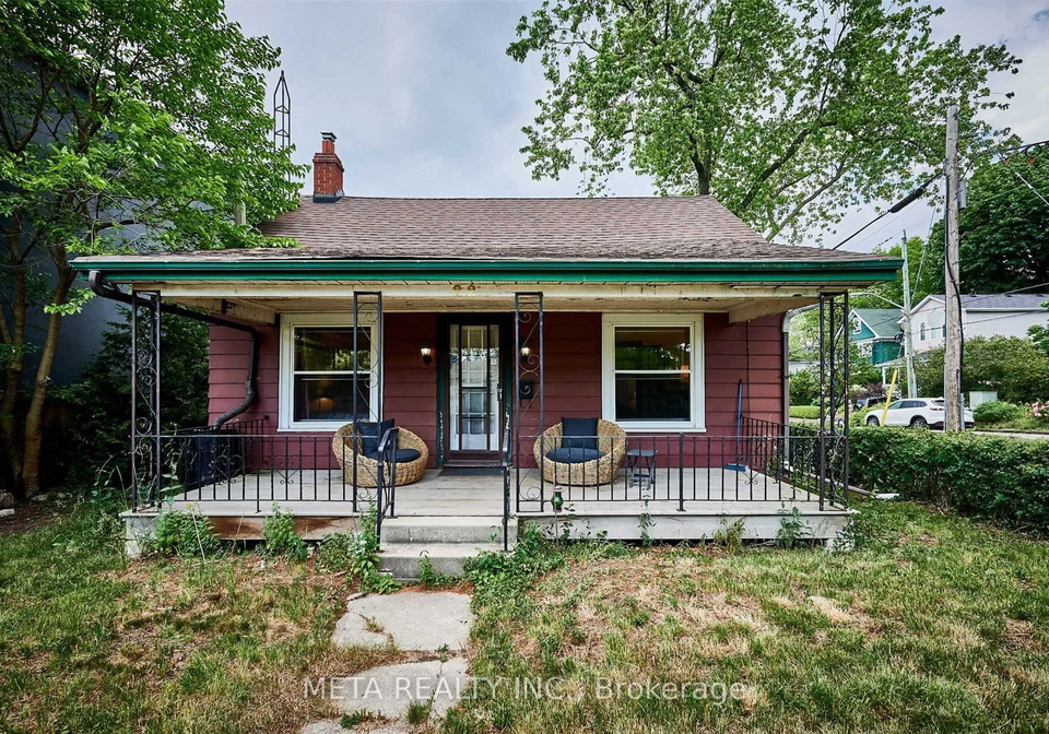 22-freeman-street-s-toronto-scarborough-ontario-e13703404