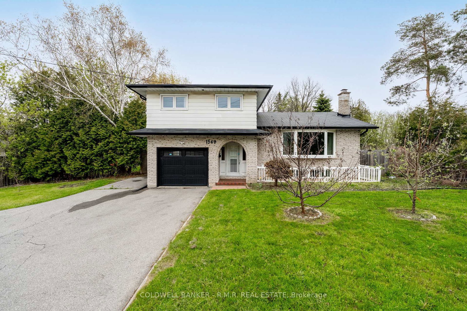 1549-simcoe-street-n-oshawa-ontario-e13703768