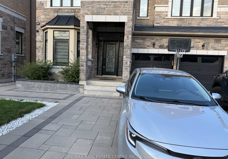 41-bremner-street-whitby-ontario-e13703854