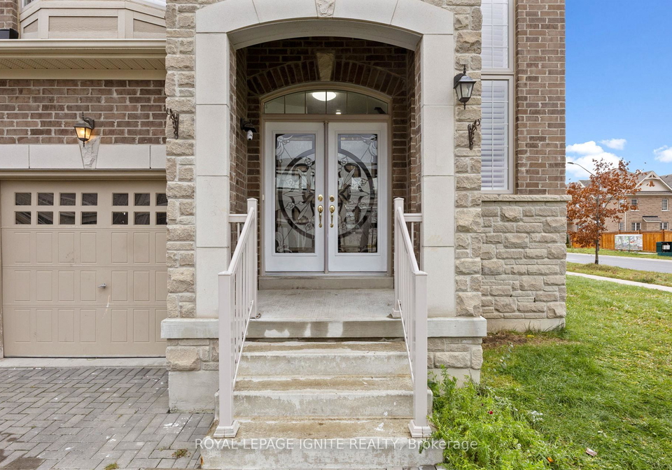 1-morningstar-avenue-whitby-ontario-e13704048