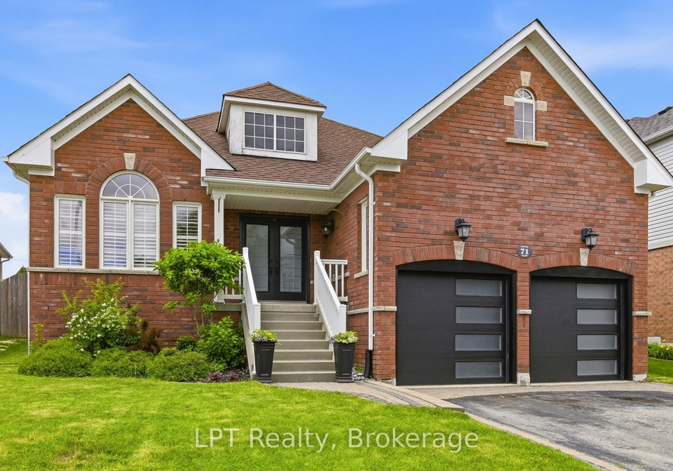 111-lunney-crescent-clarington-ontario-e13704294