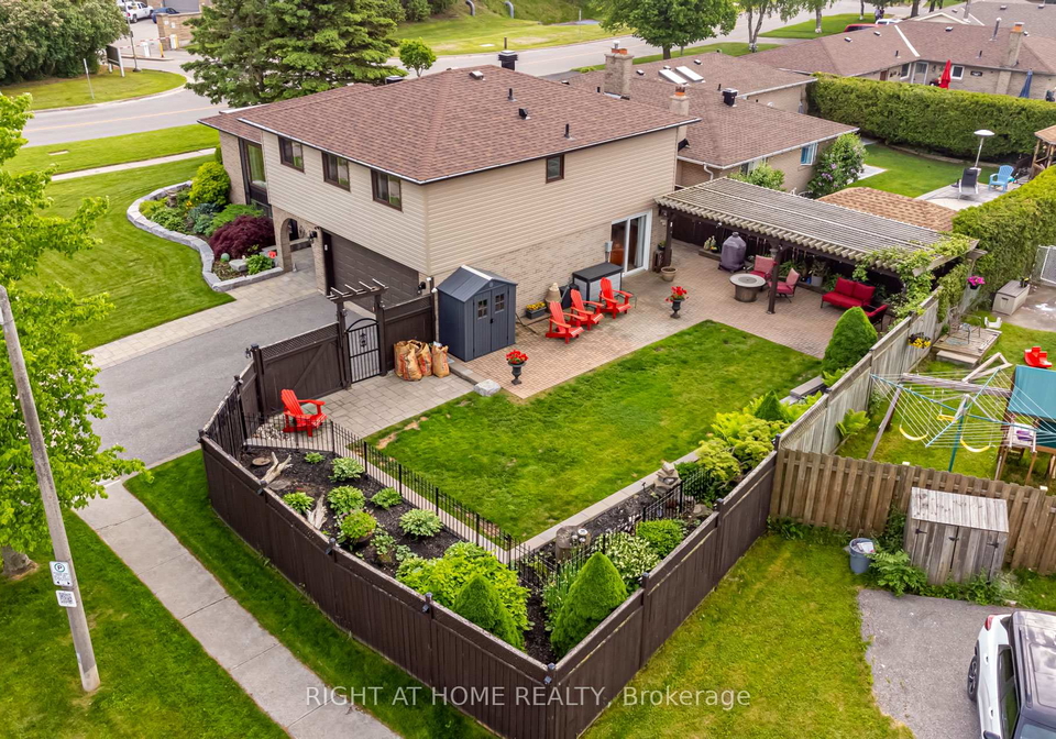 51-lewin-crescent-ajax-ontario-e13704374