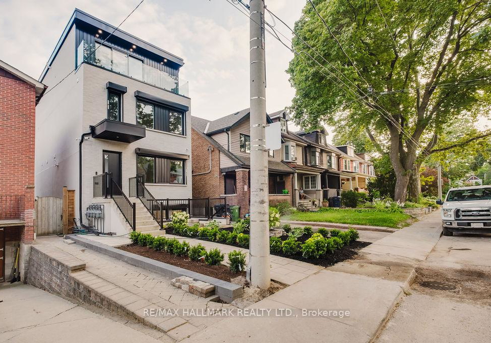 37-milverton-boulevard-toronto-east-york-ontario-e13704454
