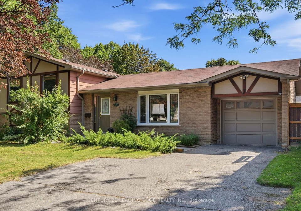 7-dawson-street-whitby-ontario-e13704696