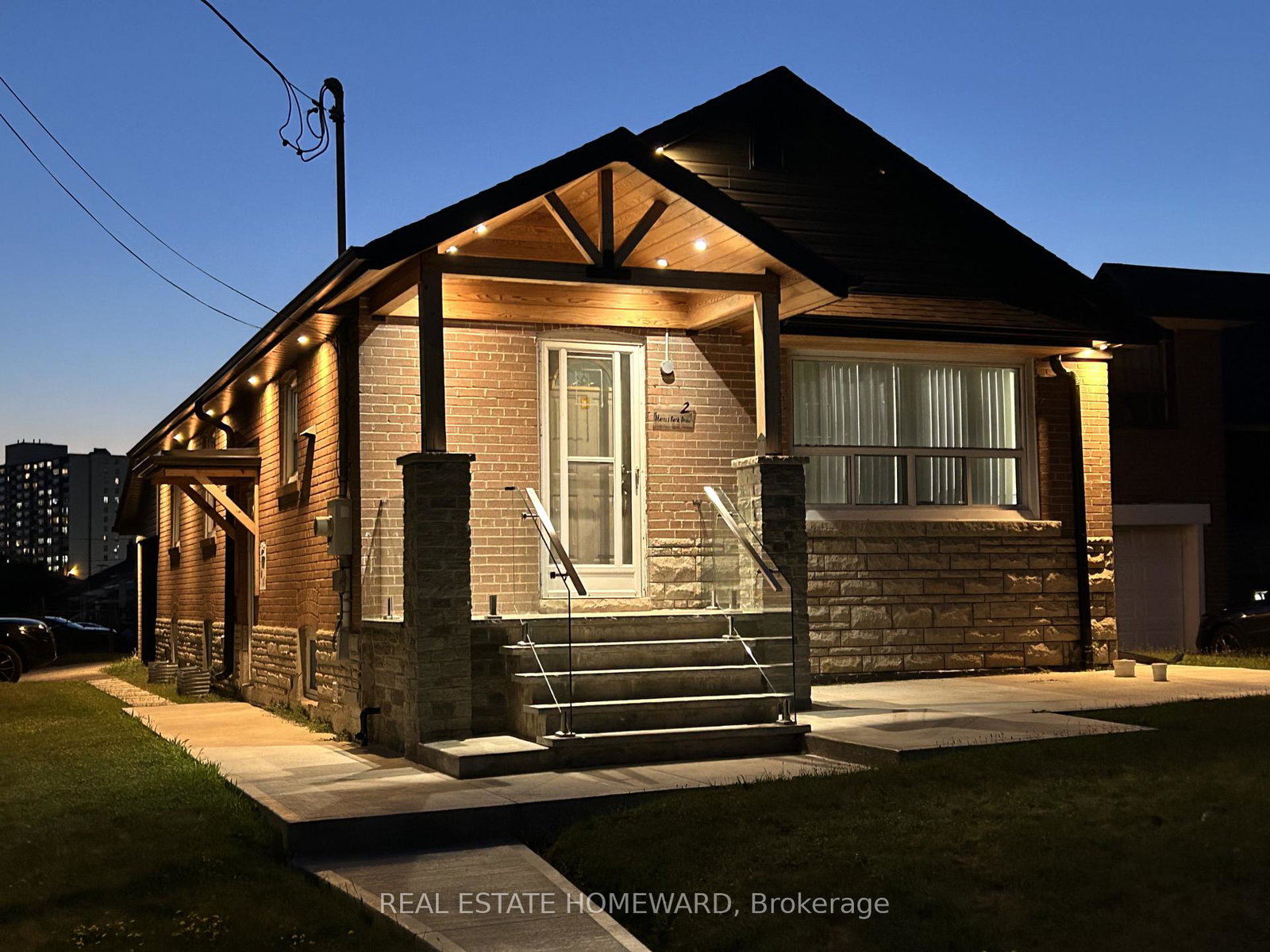 2-harris-park-drive-toronto-scarborough-ontario-e13704914