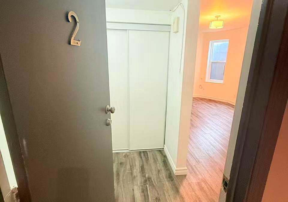 373-broadview-avenue-toronto-toronto-ontario-e13705200
