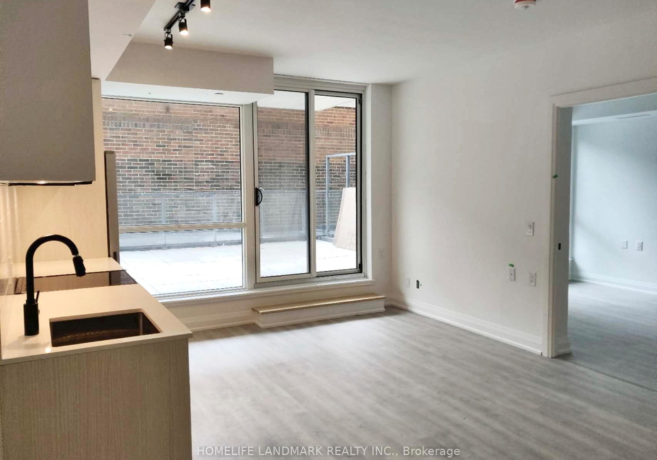 2369-danforth-avenue-toronto-toronto-ontario-e13705270
