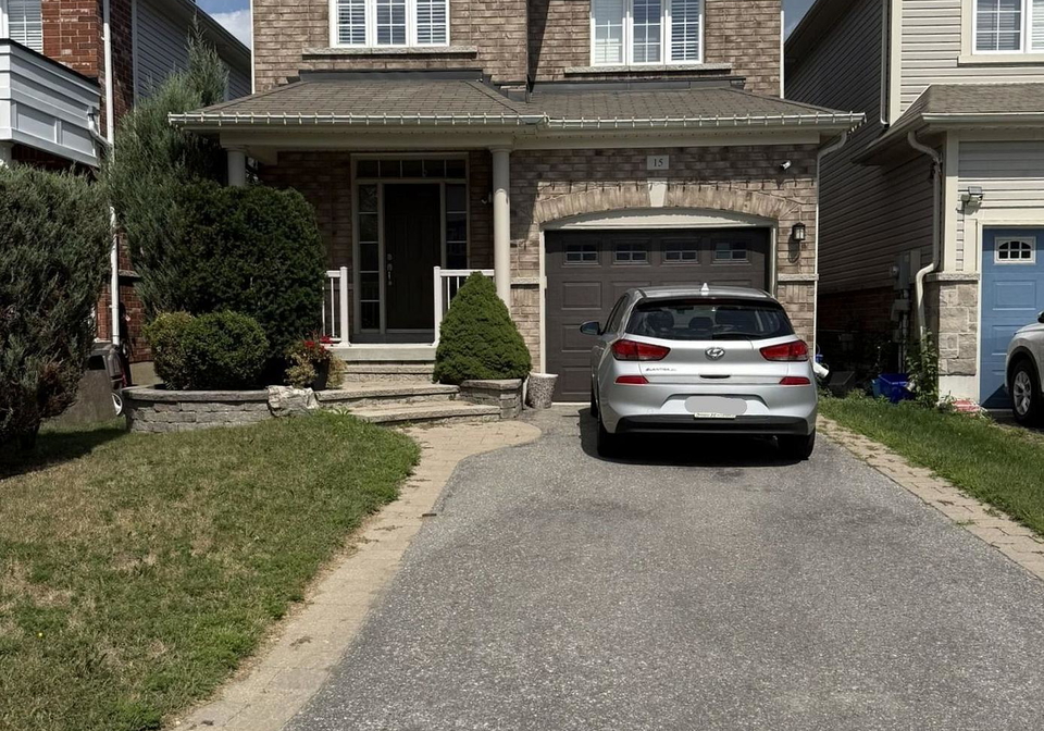 15-arnold-johnston-street-clarington-ontario-e13706116