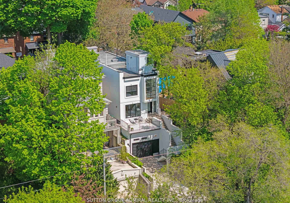 35-beechwood-drive-toronto-east-york-ontario-e13706162